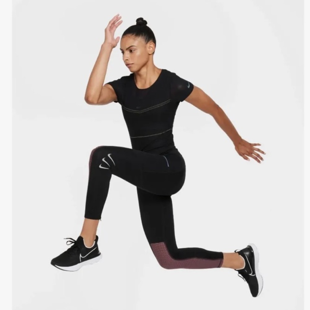 NWT NIKE Epic Luxe Mid-Rise leggings size XS